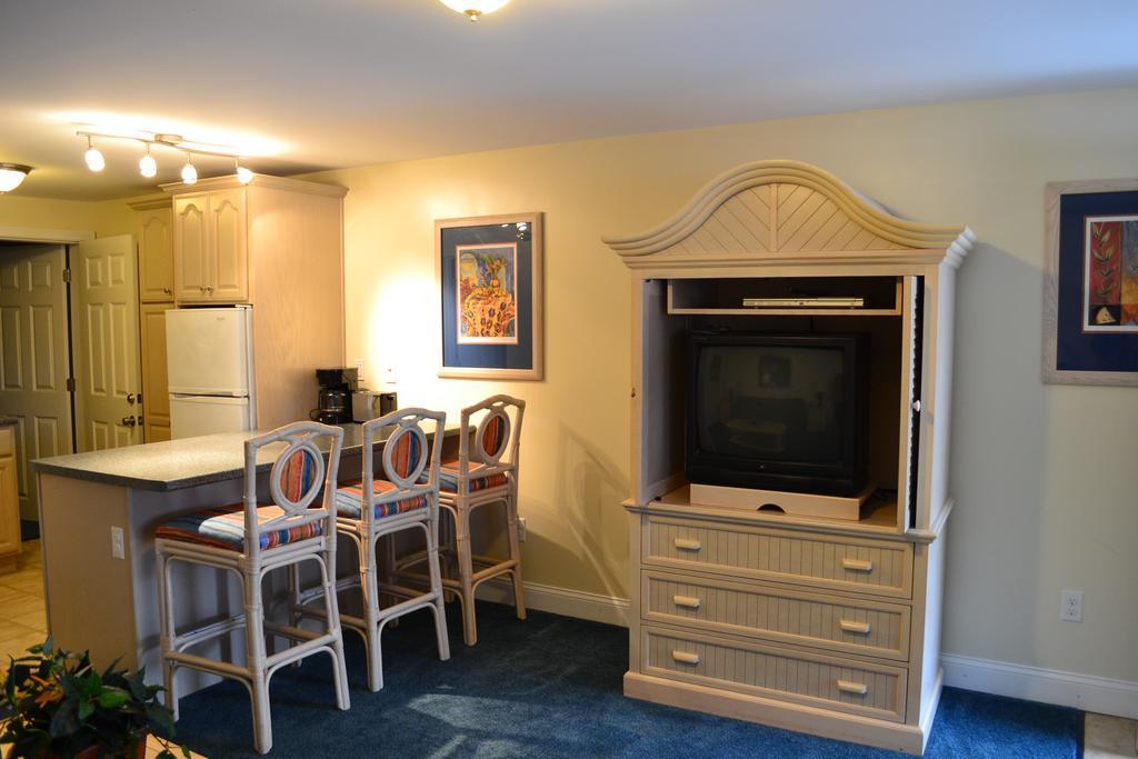 أوجونكويت Seafarer Condominium Resort الغرفة الصورة